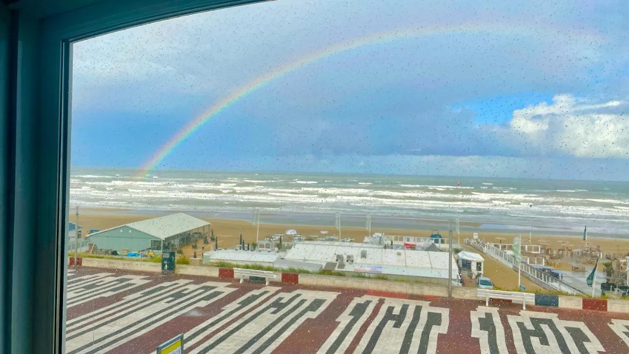 Beach Apartments Seaview 잔드보르트