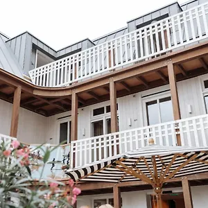 4* Hotell Paradis